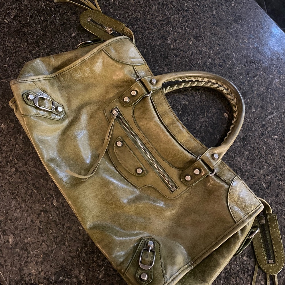 Authentic BALENCIAGA Green City Bag 💚 - Picture 4 of 7